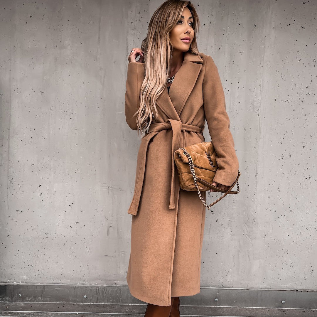 Long Manteau en Laine Lacé